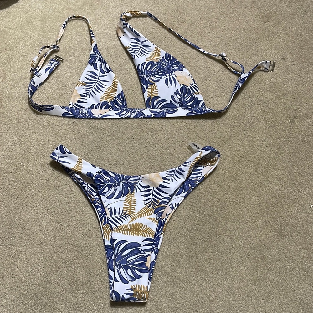 NWOT Palm print bikini S